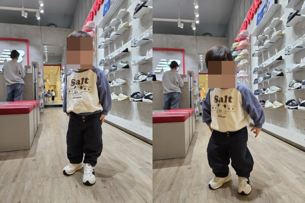 신나서 폴짝 뛰는 아이